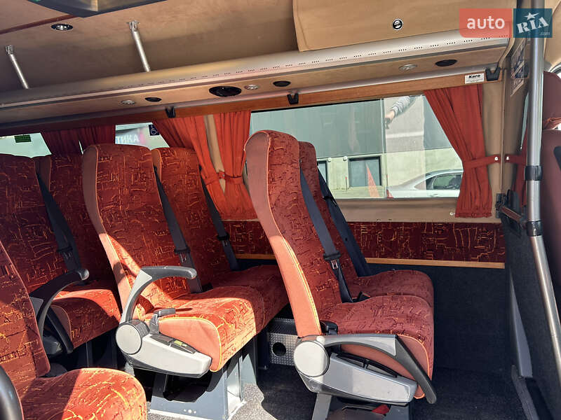 Туристический / Междугородний автобус Nissan NV400 2013 в Киеве