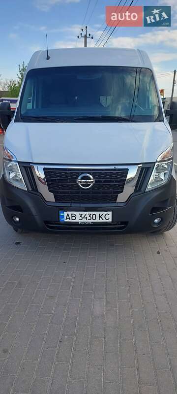 Nissan NV400 2020