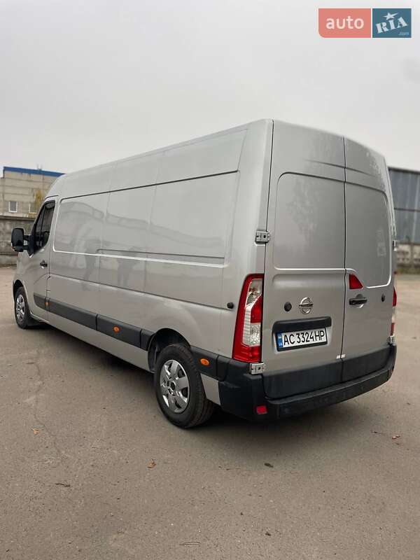 Грузовой фургон Nissan NV400 2017 в Луцке
