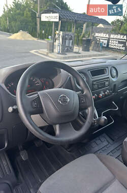 Грузопассажирский фургон Nissan NV400 2016 в 