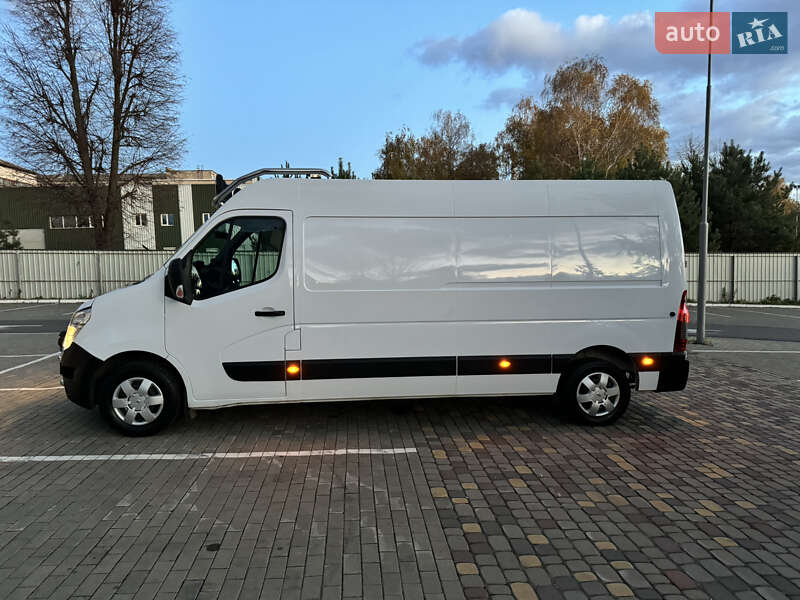 Вантажний фургон Nissan NV400 2020 в Луцьку