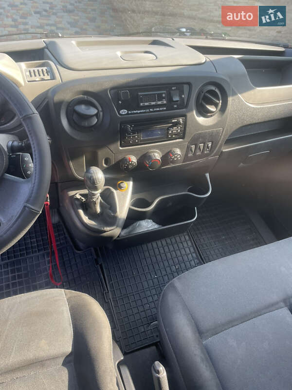 Рефрижератор Nissan NV400 2015 в Львові