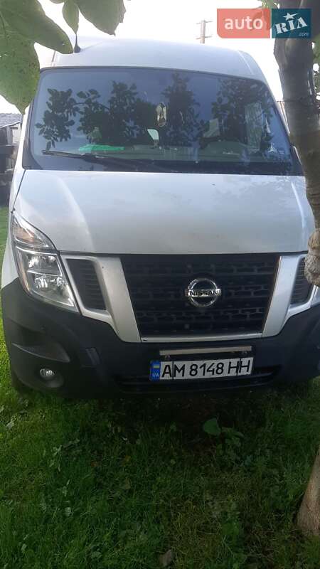 Минивэн Nissan NV400 2014 в Коростене