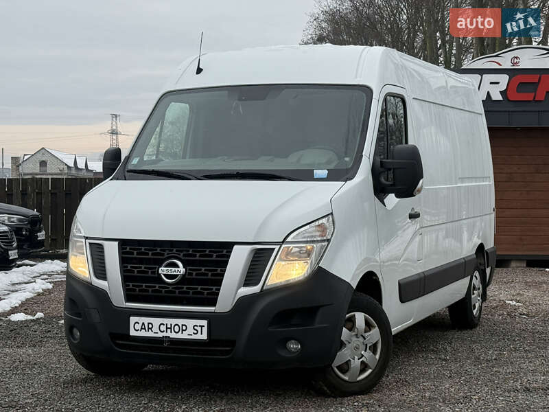 Nissan NV400 2017