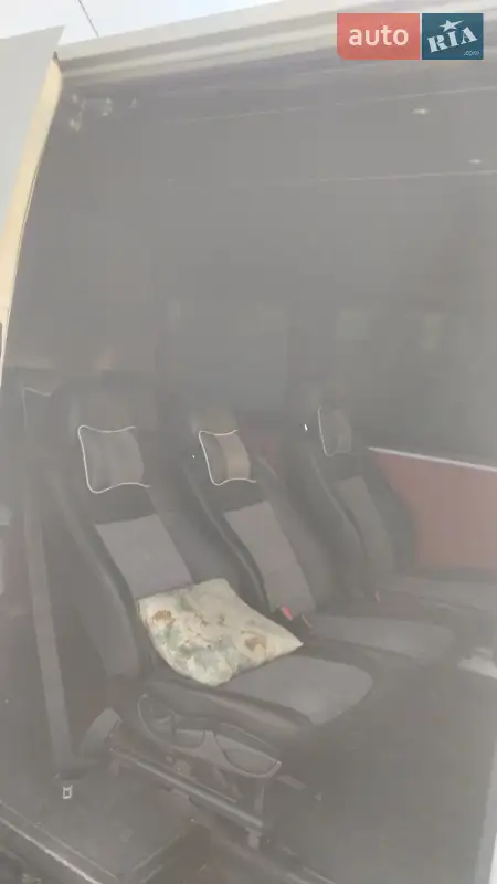 Nissan NV400