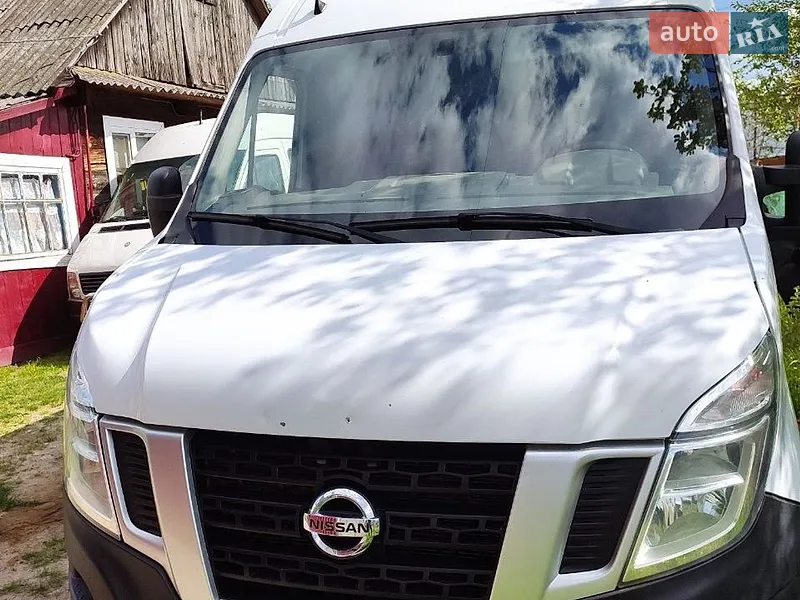 Nissan NV400