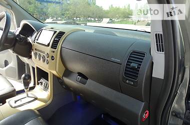 Внедорожник / Кроссовер Nissan Pathfinder 2006 в Одессе