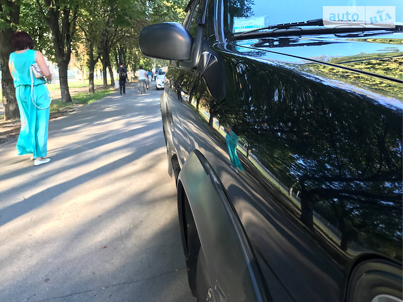 Внедорожник / Кроссовер Nissan Pathfinder 1997 в Киеве