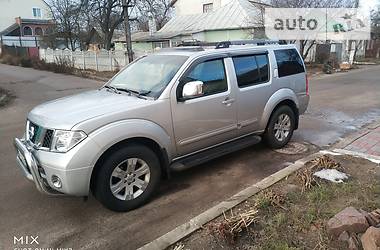 Внедорожник / Кроссовер Nissan Pathfinder 2006 в Чернигове