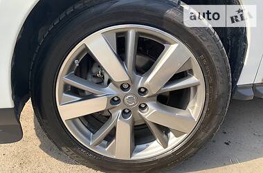 Позашляховик / Кросовер Nissan Pathfinder 2013 в 
