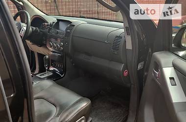 Позашляховик / Кросовер Nissan Pathfinder 2006 в 