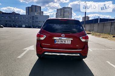 Внедорожник / Кроссовер Nissan Pathfinder 2014 в Тернополе