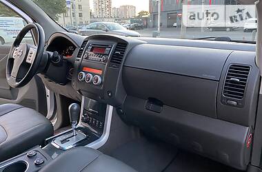 Позашляховик / Кросовер Nissan Pathfinder 2013 в 