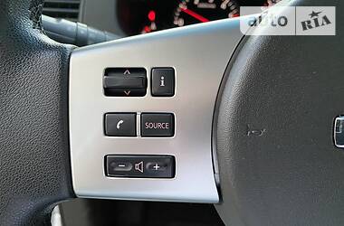 Позашляховик / Кросовер Nissan Pathfinder 2013 в 