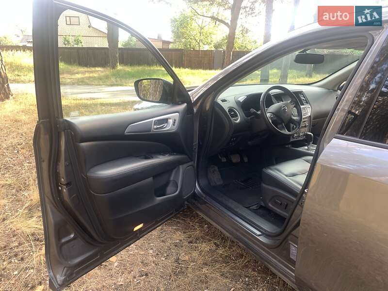 Позашляховик / Кросовер Nissan Pathfinder 2018 в Чернігові фото 13 Позашляховик / Кросовер Nissan Pathfinder 2018 в Чернігові
