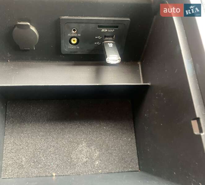 Позашляховик / Кросовер Nissan Pathfinder 2018 в Чернігові фото 31 Позашляховик / Кросовер Nissan Pathfinder 2018 в Чернігові