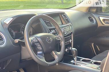 Позашляховик / Кросовер Nissan Pathfinder 2016 в Дніпрі