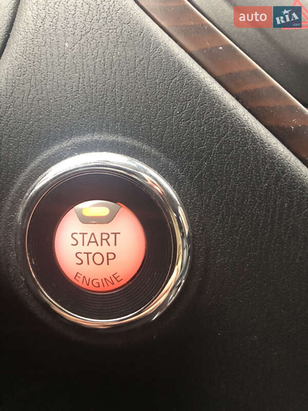 Позашляховик / Кросовер Nissan Pathfinder 2017 в Борисполі