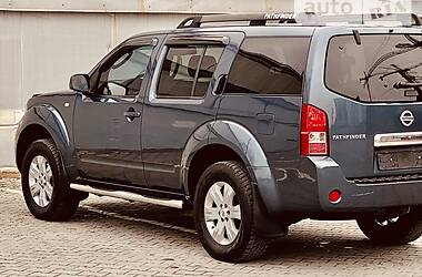 Позашляховик / Кросовер Nissan Pathfinder 2008 в 