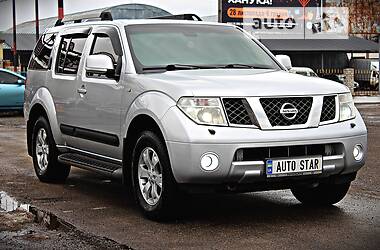 Внедорожник / Кроссовер Nissan Pathfinder 2007 в Черкассах