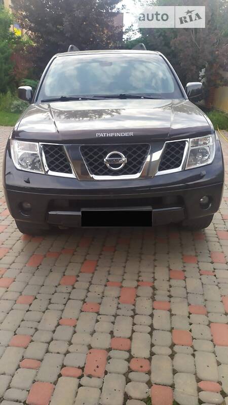 Внедорожник / Кроссовер Nissan Pathfinder 2006 в Киеве