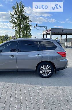 Позашляховик / Кросовер Nissan Pathfinder 2019 в 