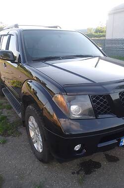 Внедорожник / Кроссовер Nissan Pathfinder 2005 в Кропивницком