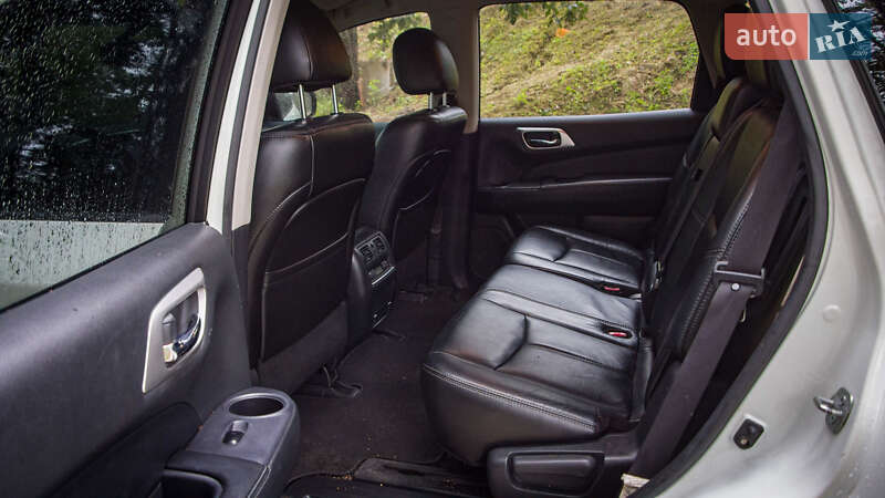 Внедорожник / Кроссовер Nissan Pathfinder 2014 в Житомире