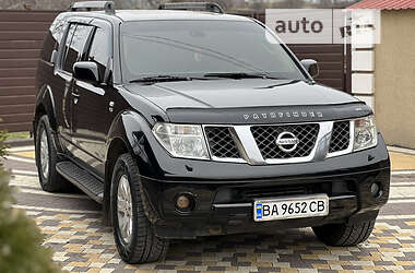 Позашляховик / Кросовер Nissan Pathfinder 2005 в 