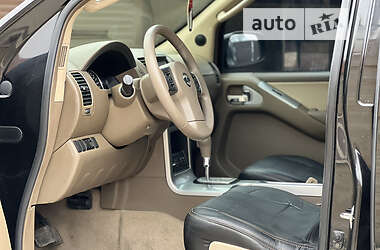 Позашляховик / Кросовер Nissan Pathfinder 2005 в 