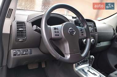 Внедорожник / Кроссовер Nissan Pathfinder 2011 в Тячеве