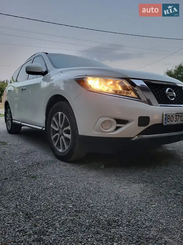 Nissan Pathfinder 2015
