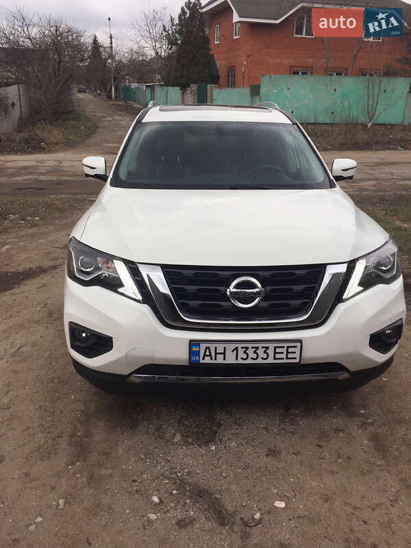 Nissan Pathfinder 2017