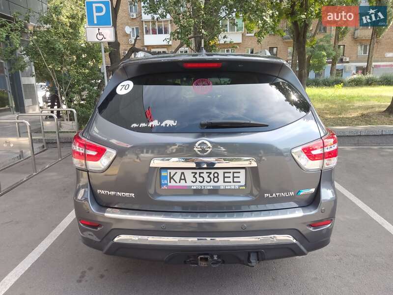 Позашляховик / Кросовер Nissan Pathfinder 2014 в Києві