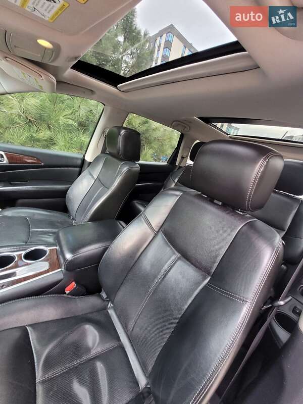 Внедорожник / Кроссовер Nissan Pathfinder 2013 в Киеве