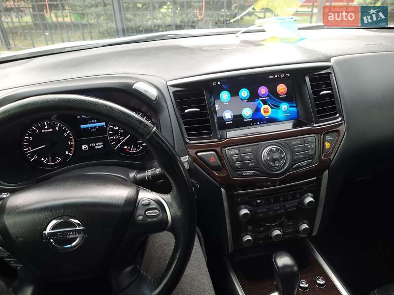 Внедорожник / Кроссовер Nissan Pathfinder 2013 в Киеве