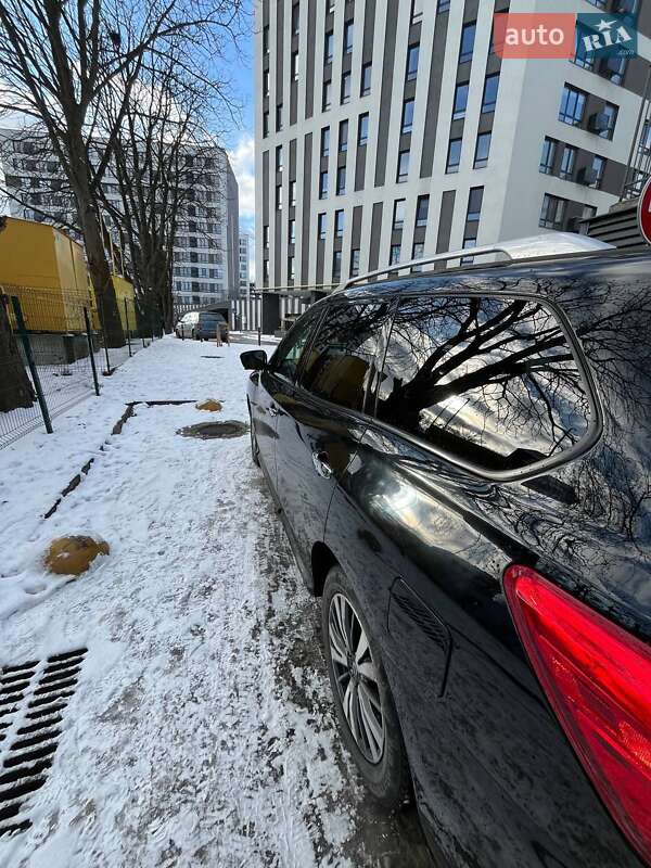 Внедорожник / Кроссовер Nissan Pathfinder 2017 в Львове