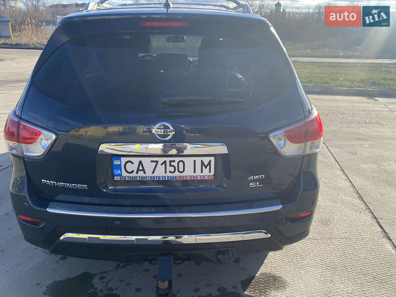 Позашляховик / Кросовер Nissan Pathfinder 2014 в Умані