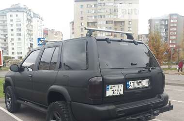 Позашляховик / Кросовер Nissan Pathfinder 2001 в Івано-Франківську