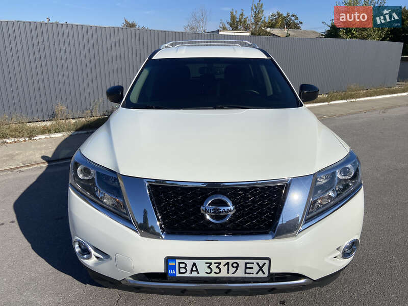 Внедорожник / Кроссовер Nissan Pathfinder 2015 в Виннице