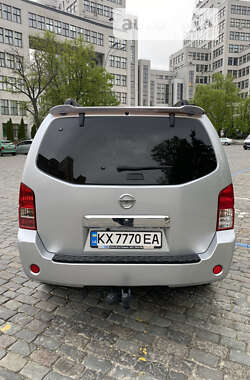 Внедорожник / Кроссовер Nissan Pathfinder 2008 в Харькове