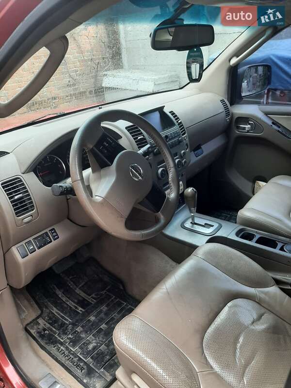 Nissan Pathfinder 2008