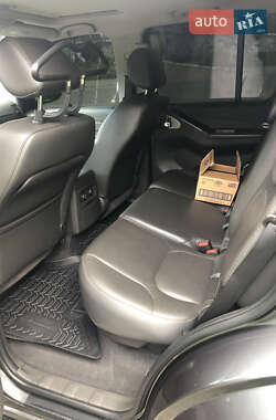 Внедорожник / Кроссовер Nissan Pathfinder 2011 в Киеве
