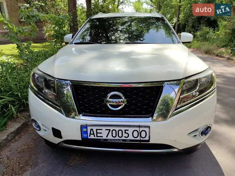 Nissan Pathfinder 2015