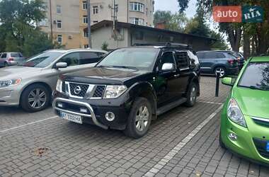 Внедорожник / Кроссовер Nissan Pathfinder 2006 в 
