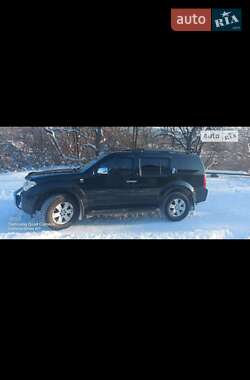 Внедорожник / Кроссовер Nissan Pathfinder 2006 в 