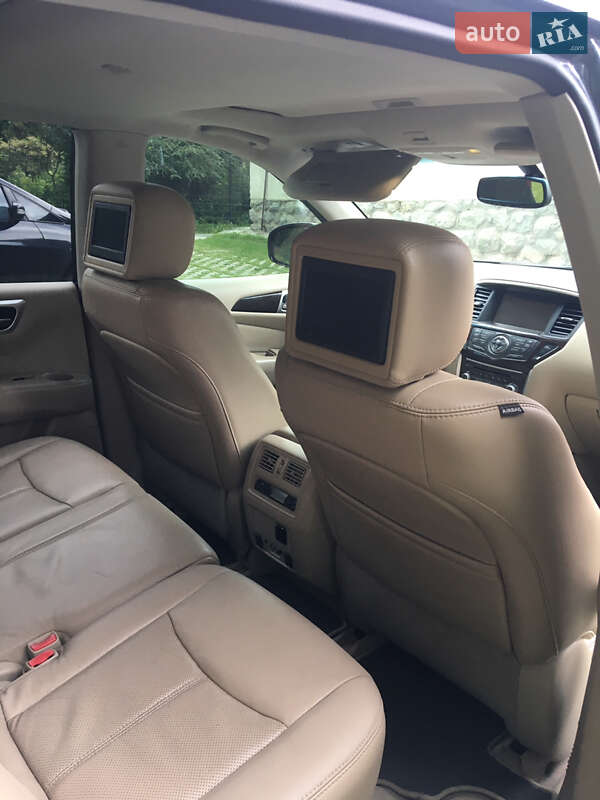 Позашляховик / Кросовер Nissan Pathfinder 2013 в Києві