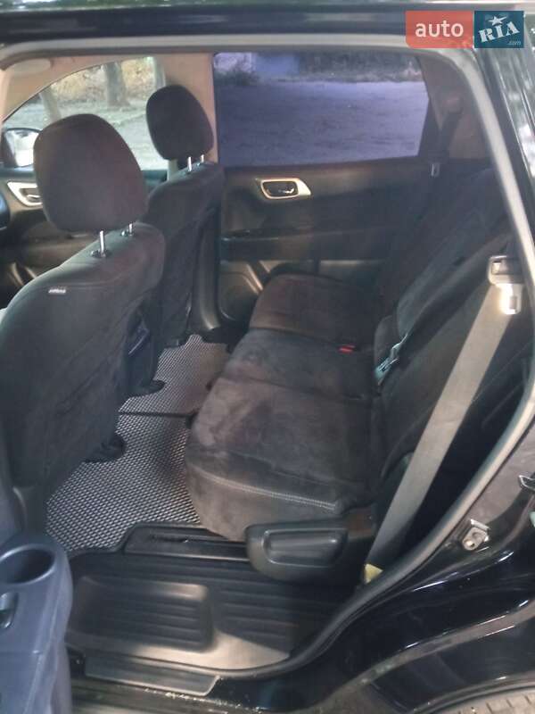 Внедорожник / Кроссовер Nissan Pathfinder 2014 в Днепре