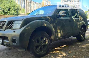 Внедорожник / Кроссовер Nissan Pathfinder 2007 в Киеве