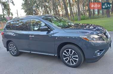 Внедорожник / Кроссовер Nissan Pathfinder 2014 в Чернигове